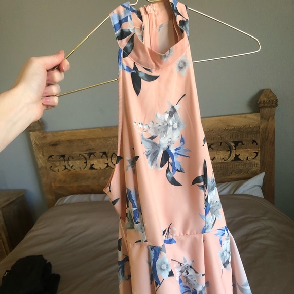 Peach floral romper - Picture 3 of 4